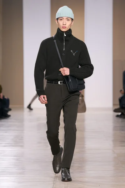 Look 23